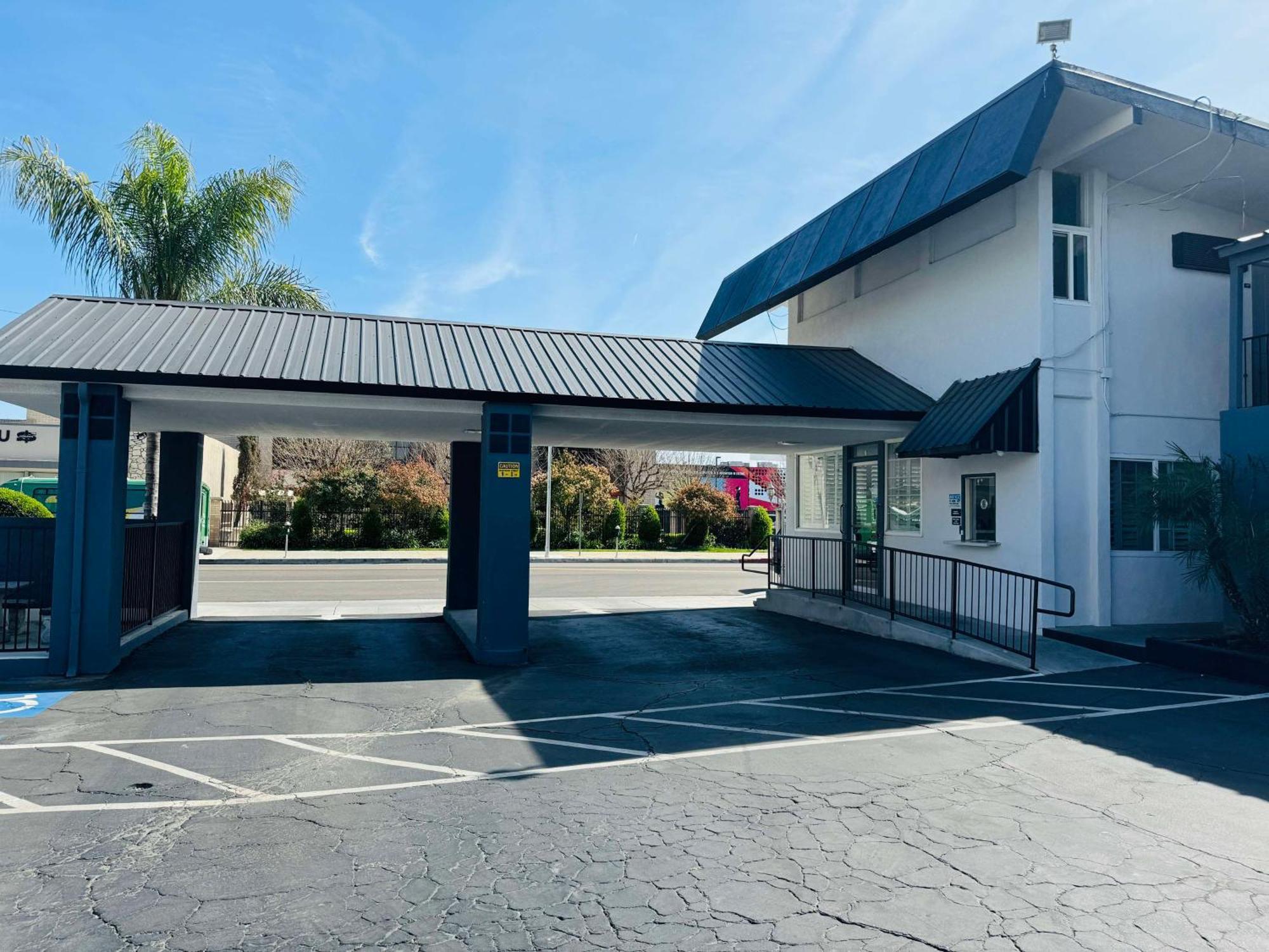 Surestay By Best Western Fresno Central Εξωτερικό φωτογραφία